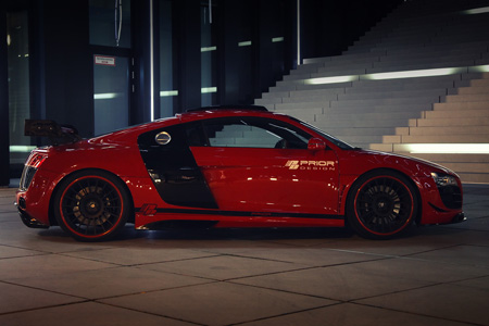 Audi - R8
