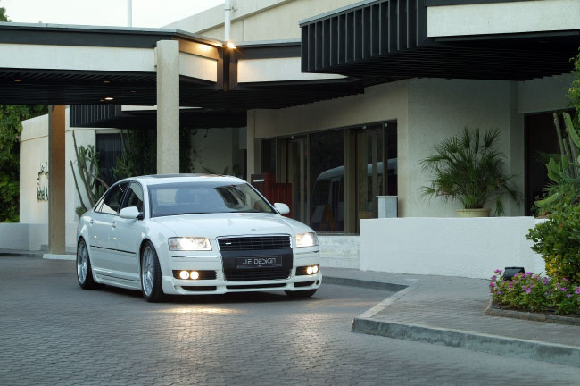 Audi - A8