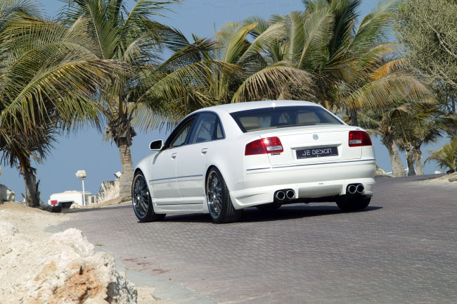 Audi - A8