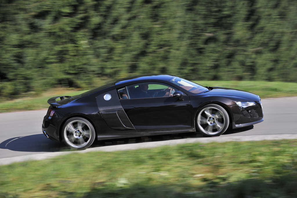 Audi - R8